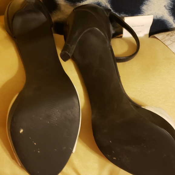 Open toe pumps - Picture 3 of 4